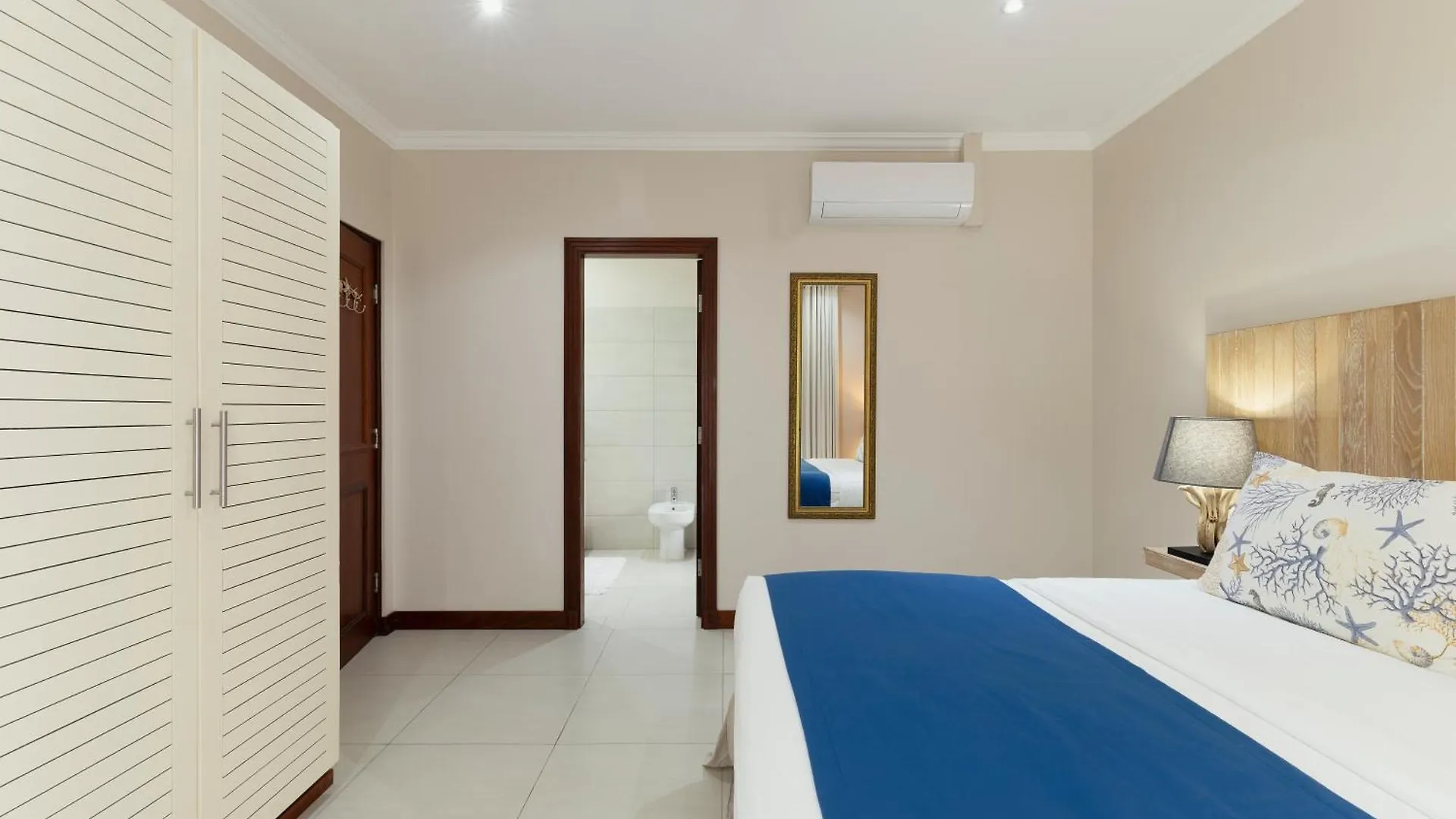 Sables D'Or Luxury Apartments Beau Vallon   Beau Vallon (Mahe)