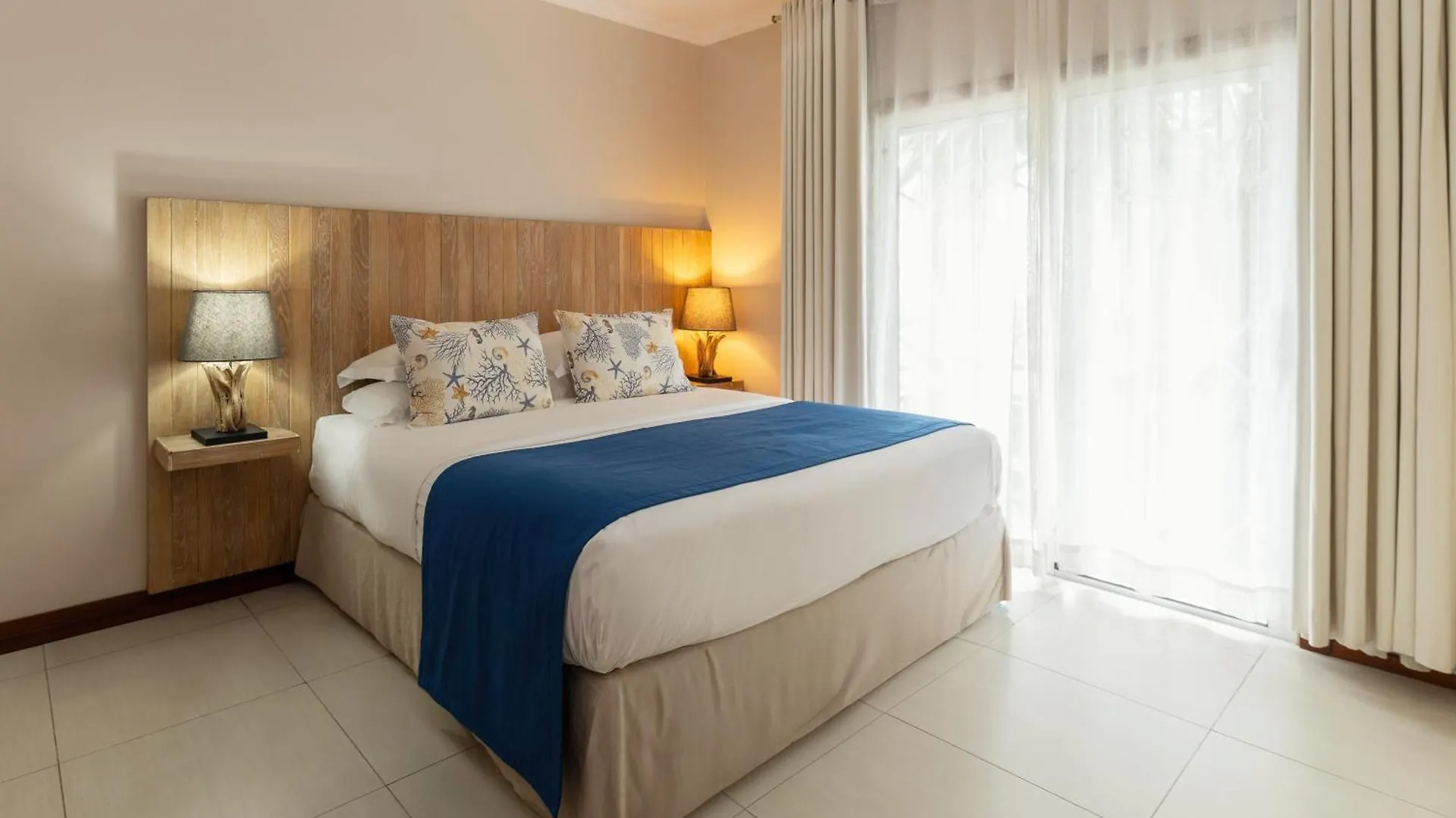 Sables D'Or Luxury Apartments Beau Vallon  Seychelles